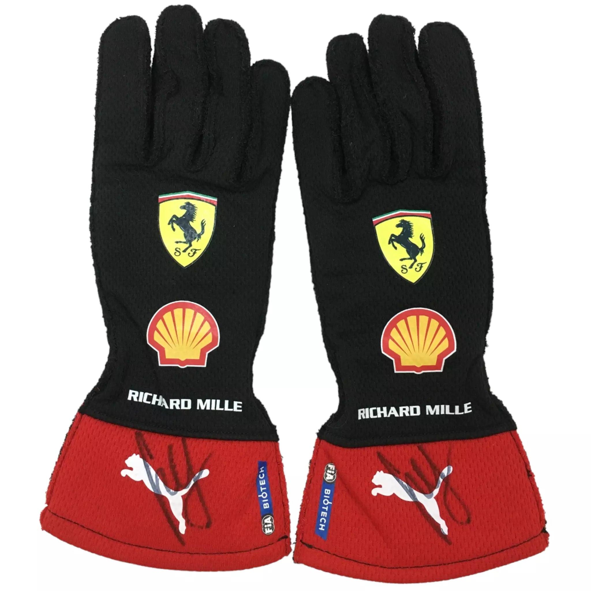2023 Carlos Sainz Ferrari F1 Race Gloves - Dash Racegear 