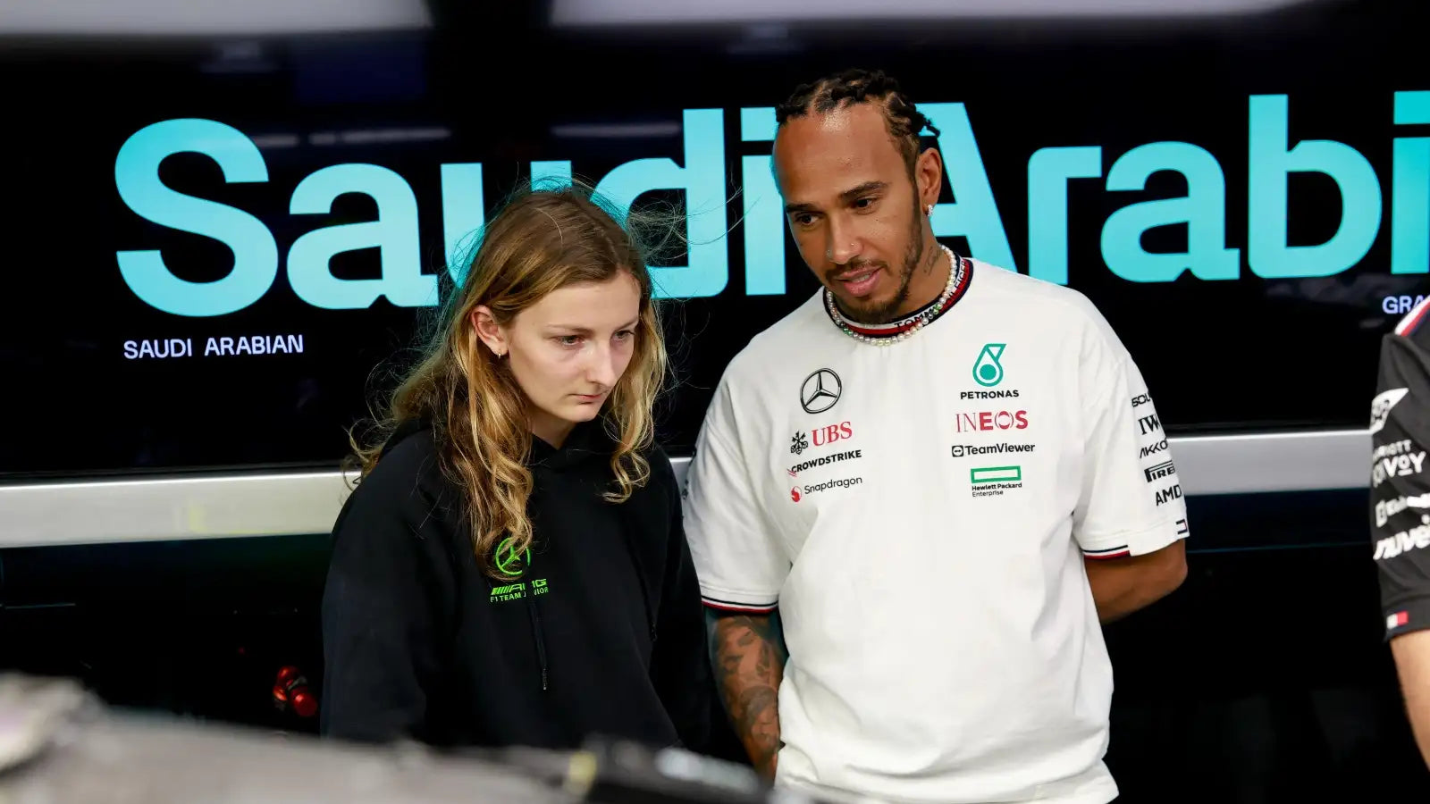 Mercedes junior destroys opposition to secure stunning pole in Saudi Arabia