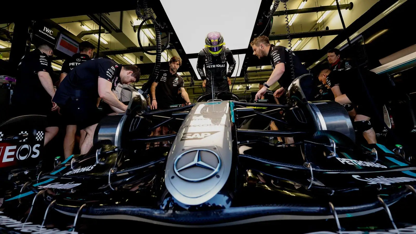 New Mercedes W15 rear wing images leaked ahead of Saudi Arabian Grand Prix