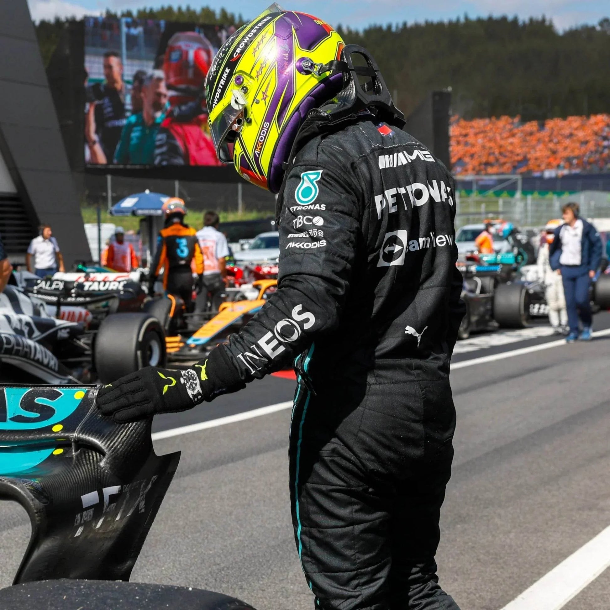 2022 Lewis Hamilton Mercedes-AMG Petronas F1 Team Replica Race Suit - Dash Racegear